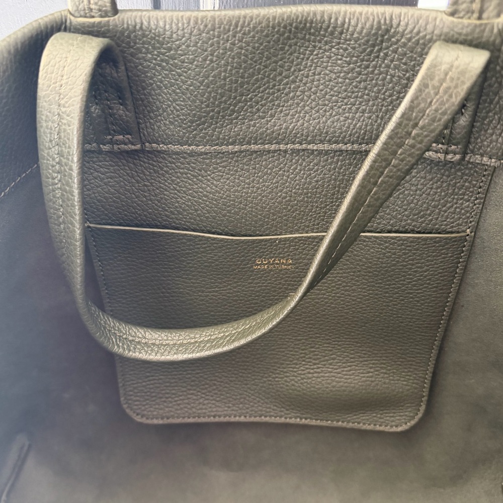 Cuyana Easy Tote in “Dark Olive” - Picture 5 of 9